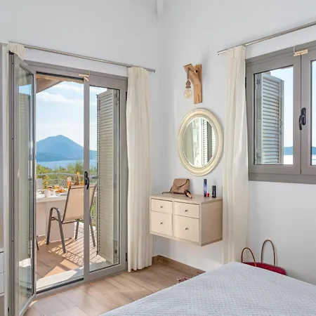Paleokastro By Vintage Travel Villa Gialova